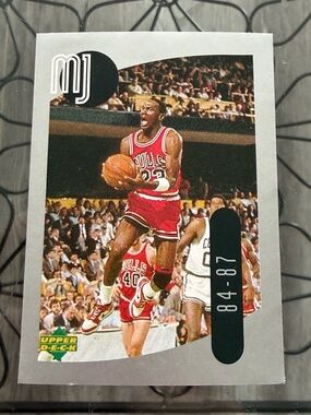 Michael Jordan 1998 Upper Deck Chicago Bulls NBA Basketball Sticker Card